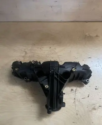 Audi A4 S4 B8 8K Intake manifold 03L129711B