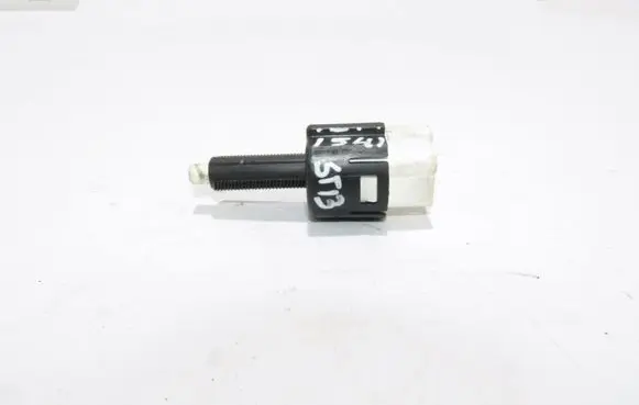 Mitsubishi Lancer X Brake pedal sensor switch