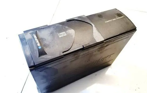 Alfa Romeo 159 CD/DVD changer bp770059951708