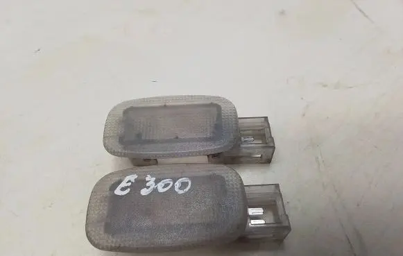 Mercedes-Benz E W211 Other interior light 156905