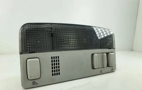 Volkswagen Touran I Front seat light 3B0947105