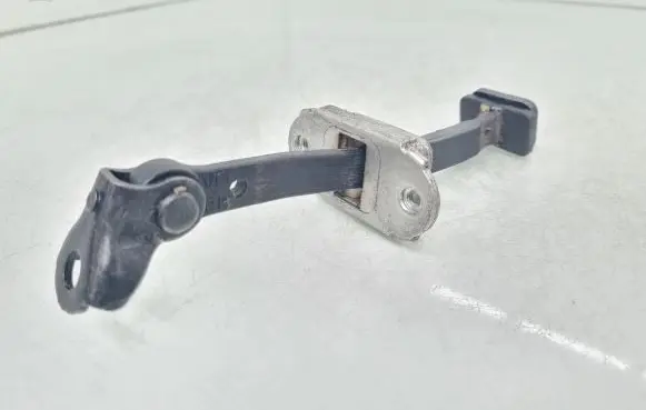 Honda Civic IX Rear door check strap stopper