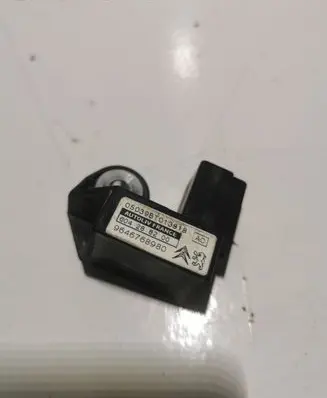 Citroen C4 I Airbag deployment crash/impact sensor 9646768980 05039BT013818 604288200