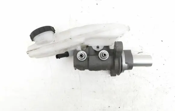 Tesla Model 3 Master brake cylinder 0204847577