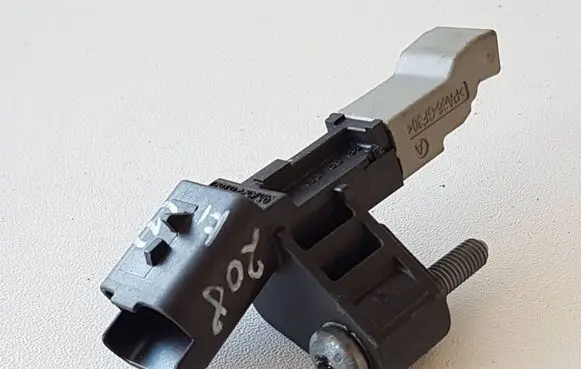 Peugeot 208 Crankshaft position sensor 9675226780