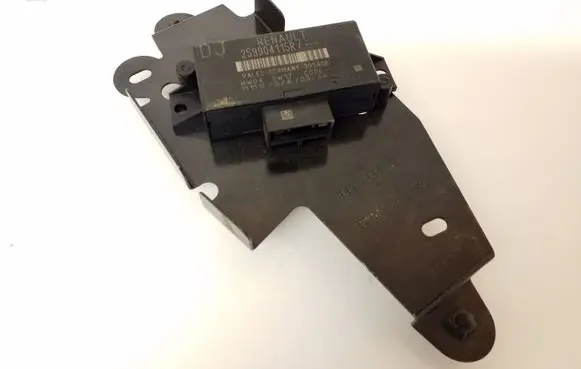 Renault Trafic III (X82) Parking PDC control unit/module 259904115R 303406 8200420663