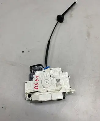 Porsche Taycan 9J1 Front door lock 4N2837016 V038314 4N620186A