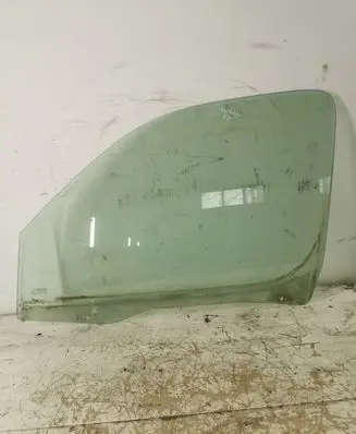 Citroen Berlingo Front door window glass four-door
