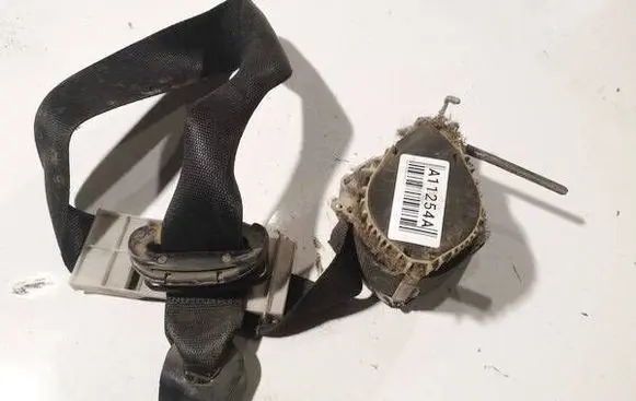 Opel Zafira A Middle seatbelt (rear) 