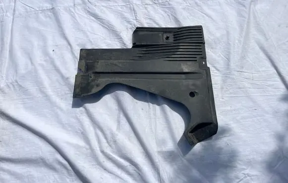 Audi A6 S6 C6 4F Fuel tank bottom protection 4F0825215D