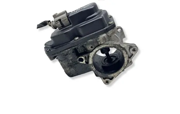 Volkswagen Golf VI EGR valve 03L131501K