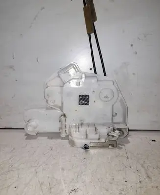 Mitsubishi ASX Front door lock