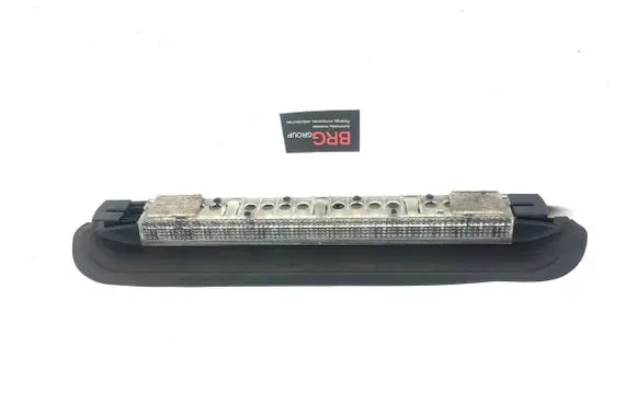 BMW 5 E60 E61 Third/center stoplight 6927017 229901 010102