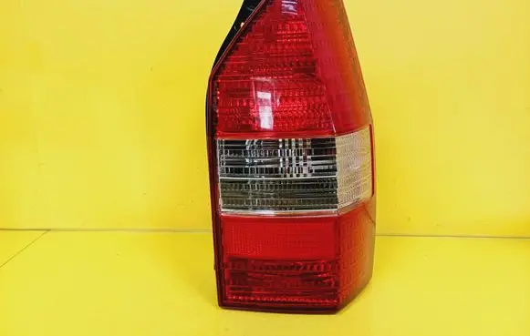 Mitsubishi Space Wagon Rear/tail lights