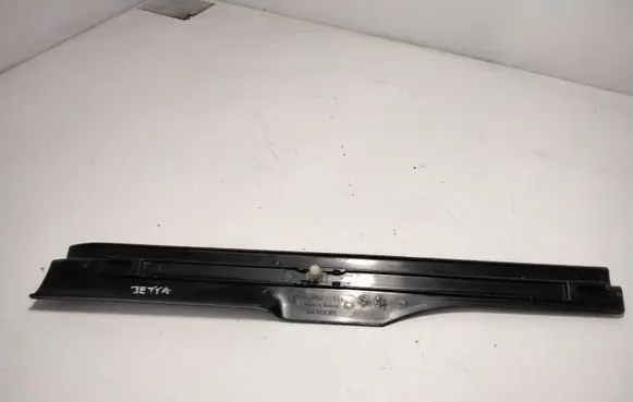 Volkswagen Golf II Rear sill trim cover 193853371