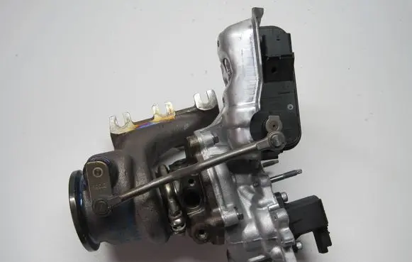 Nissan Qashqai Turbo 16319700053 05967R 50053164