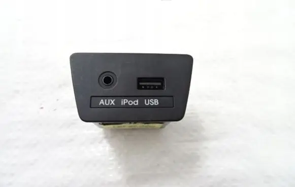 Hyundai ix35 AUX in-socket connector 96110-2S500