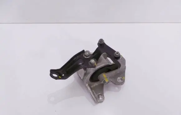 Suzuki SX4 S-Cross Gearbox mounting bracket 150801J2