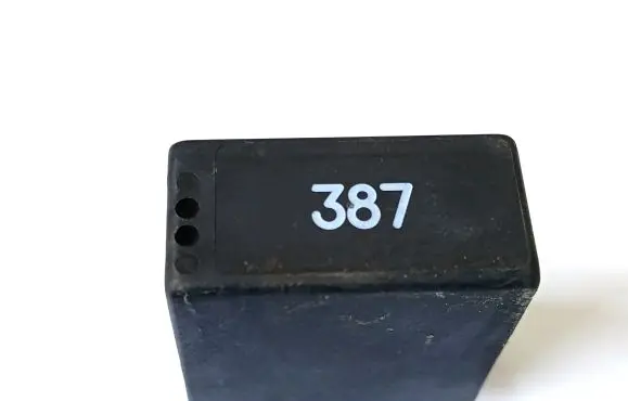 Audi A4 S4 B5 8D Other relay 4B0919471