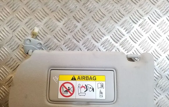 Nissan Navara D23 Sun visor