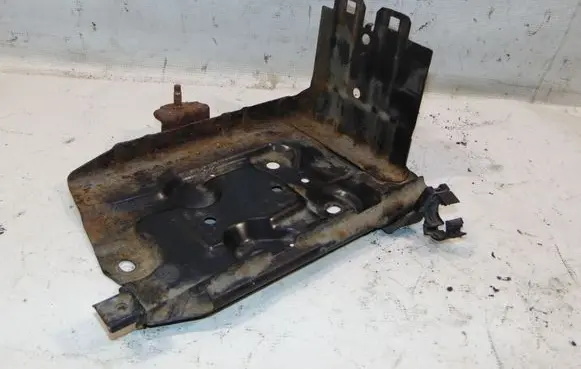 Nissan Primera Battery tray 648605M420