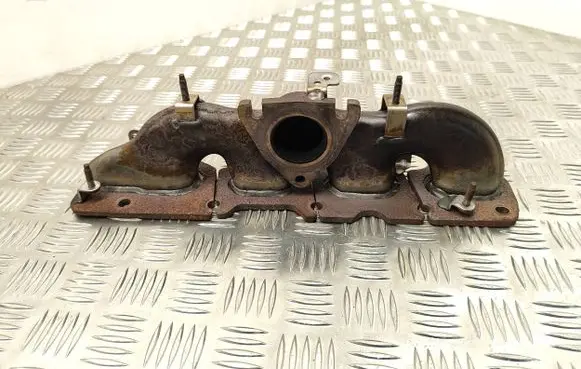 Peugeot 508 RXH Exhaust manifold 9672525080