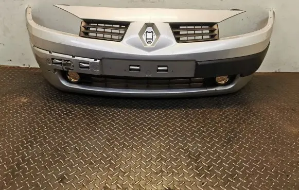 Renault Megane II Front bumper
