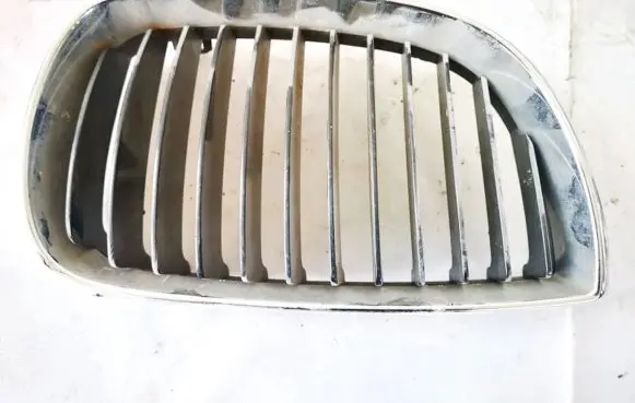 BMW 1 E81 E87 Front grill 511370771309