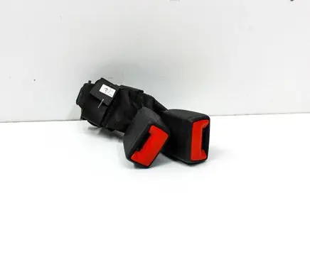 Volkswagen Jetta VII Middle seatbelt buckle (rear) 17A857739
