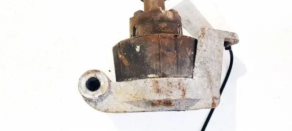 Opel Astra G Engine mount bracket
