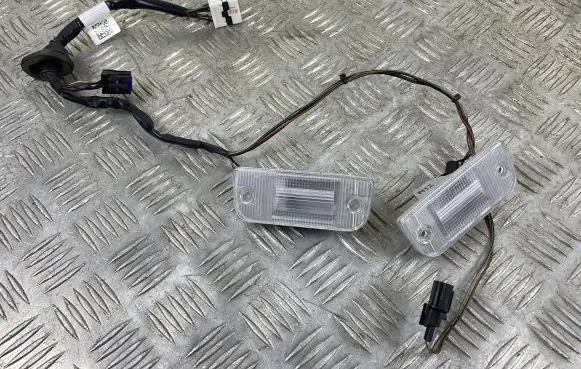 Hyundai Santa Fe Number plate light 92501S1010