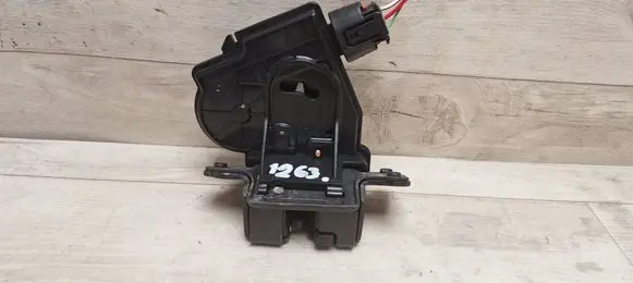 Toyota Auris 150 Tailgate/trunk/boot lock/catch/latch