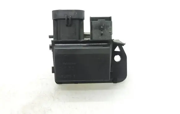 Citroen Berlingo Coolant fan relay 9847019780 F2182017