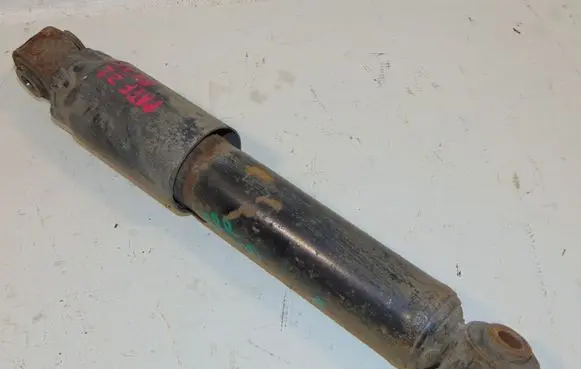 Nissan Pathfinder R51 Rear shock absorber/damper 56200EA511