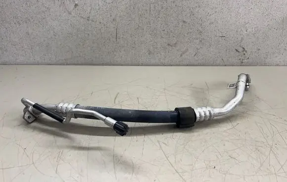 Audi A4 S4 B9 Air conditioning (A/C) pipe/hose 8W1820740F