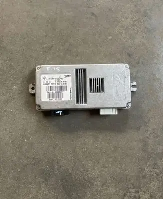 BMW X5 F15 Camera control unit module 16129510 1521130873 04936504701