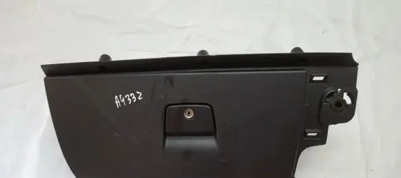 Volvo V50 Glove box 9481664 3865