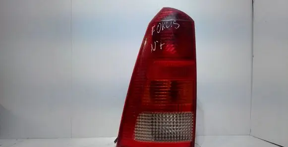 Ford Focus Rear/tail lights XS4X13405CC