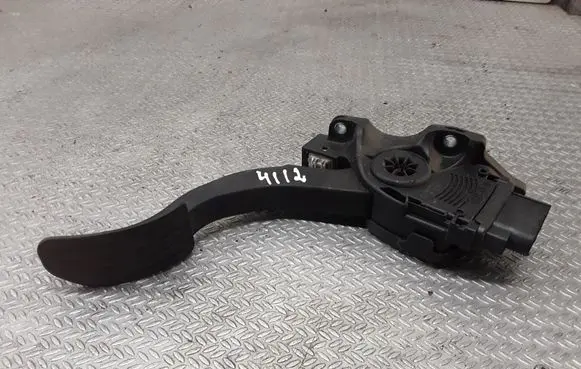 Volvo S80 Accelerator throttle pedal 6G929F836BC