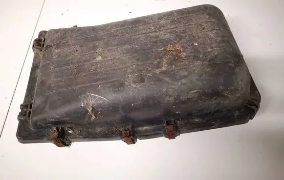 Nissan Micra Air filter box nissan99b00