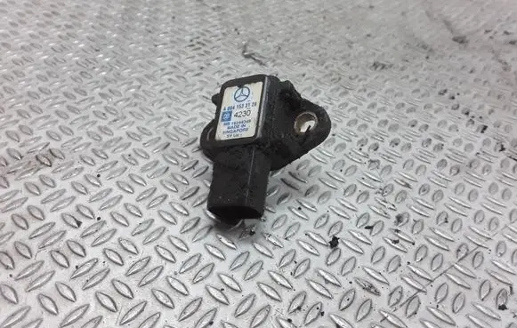 Mercedes-Benz Vito Viano W639 Air pressure sensor A004153128