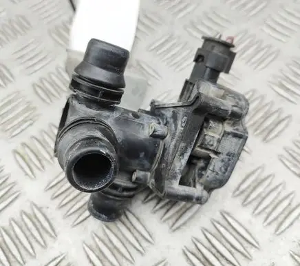 Mercedes-Benz EQA Electric auxiliary coolant/water pump A0005061500