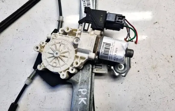 Mitsubishi Colt Front door window regulator motor 