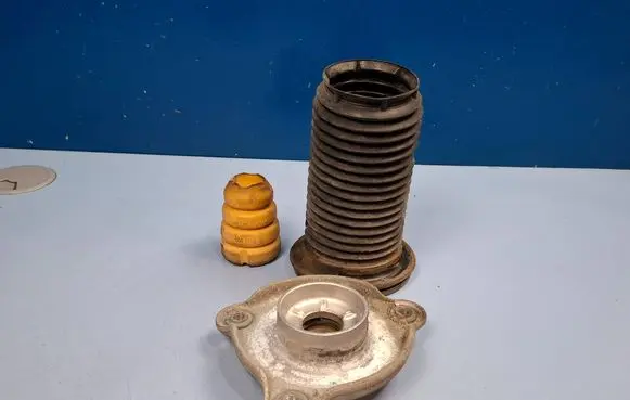 Mercedes-Benz A W177 Coil spring mount A2473230020