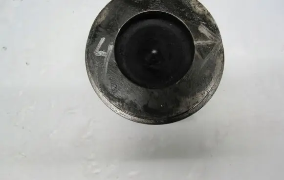 BMW 1 E81 E87 Piston 239GBA