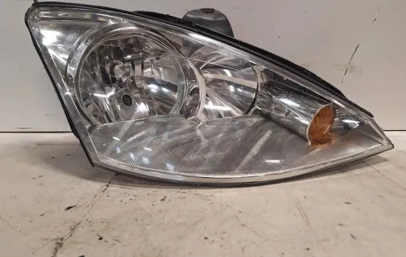 Ford Focus Headlight/headlamp 206347B 206347C