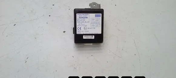 Toyota Corolla Verso AR10 Engine control unit/module doors 897410f010 61b168000