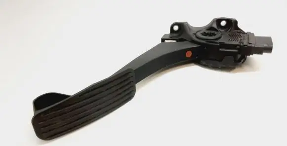Volvo XC90 Accelerator throttle pedal 30715179