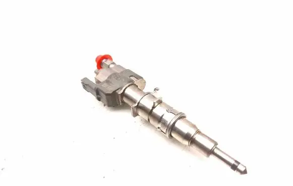 BMW 3 E92 E93 Fuel injector H8201055367