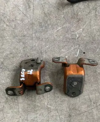 Ford Ranger Front door hinges set AB392122610AD